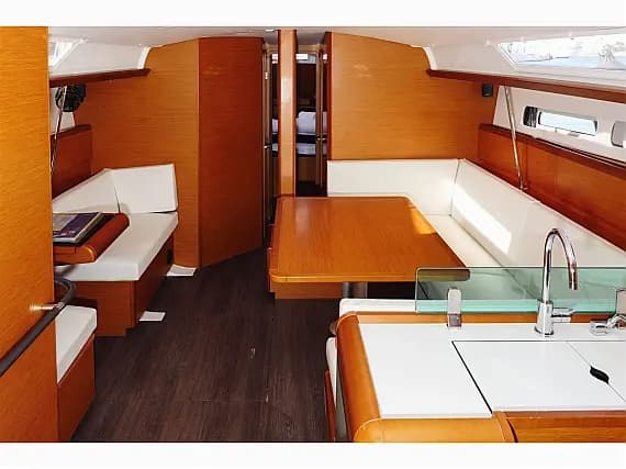 Sun Odyssey 449 in Šolta / Rogač - Photo 4