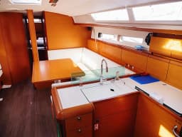 Sun Odyssey 449 in Šolta / Rogač thumbnail 10