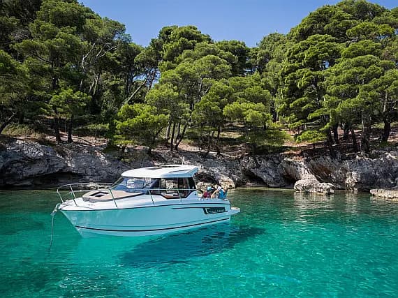 Merry Fisher 795 in Trogir / SCT Marina Trogir - Photo 1