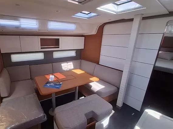 Dufour 41 Grand Large in Sicily / Furnari / Marina Portorosa - Photo 3