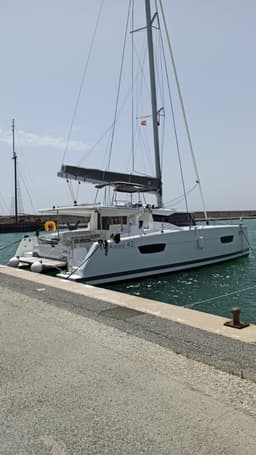 Astréa 42 in Sicily / Marsala Marina thumbnail 5