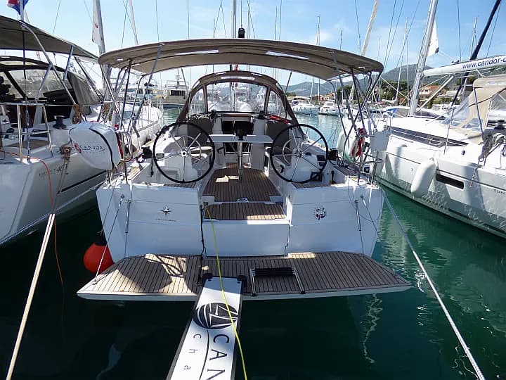 Sun Odyssey 389 in Kaštel Gomilica / Marina Kaštela - Photo 5