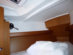 Sun Odyssey 389 in Kaštel Gomilica / Marina Kaštela thumbnail 9