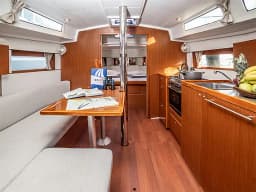 Oceanis 38.1 in Athens / Alimos Marina thumbnail 2