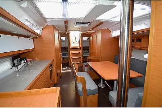 Dufour 430 in Marmaris Yacht Marina - Photo 3