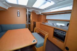 Dufour 430 in Marmaris Yacht Marina thumbnail 31