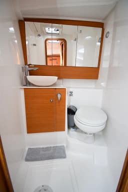 Dufour 430 in Marmaris Yacht Marina thumbnail 37
