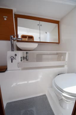 Dufour 430 in Marmaris Yacht Marina thumbnail 42