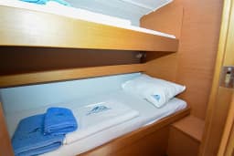 Dufour 430 in Marmaris Yacht Marina thumbnail 47