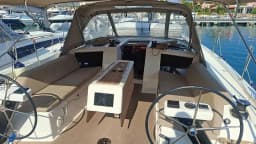 Dufour 430 in Sicily / Furnari / Marina Portorosa thumbnail 10