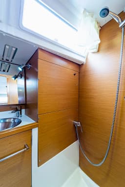 Sun Odyssey 379 in Lefkada / Port of Lefkas thumbnail 16