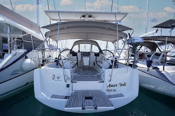Sun Odyssey 379 in Lefkada / Port of Lefkas - Photo 4