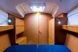 Sun Odyssey 379 in Lefkada / Port of Lefkas thumbnail 30