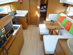 Sun Odyssey 490 in Primošten / Marina Kremik thumbnail 13