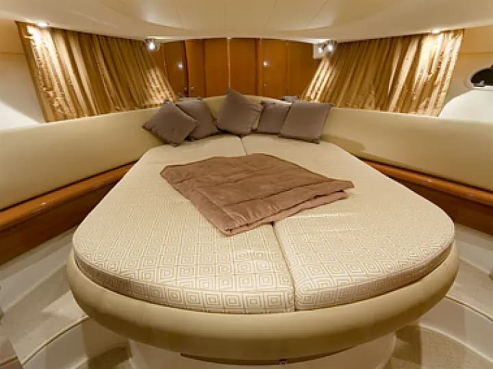 Prestige 36 in Goa / Panaji port - Photo 4