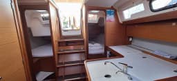 Dufour 360 Grand Large in Trogir / ACI Marina Trogir thumbnail 8