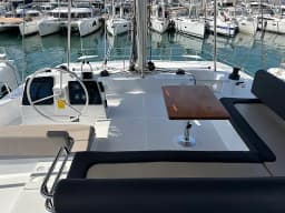 Bali 4.6 in Athens / Alimos Marina thumbnail 21