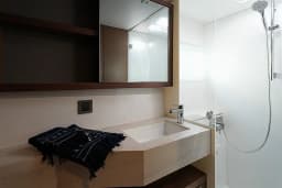 Lagoon 46 in Salerno thumbnail 14