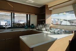 Lagoon 46 in Salerno thumbnail 15