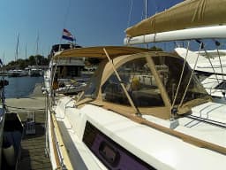Dufour 382 Grand Large in Šibenik / D-Marin Marina Mandalina thumbnail 5