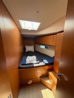 Bavaria C46 in Lavrion Main Port thumbnail 7