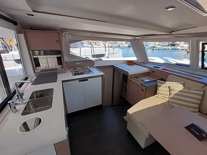 Isla 40 in Rhodes New Marina - Photo 5