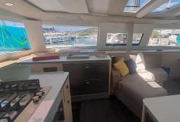 Aura 51 in Seget Donji / Marina Baotić thumbnail 22