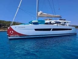 Aura 51 in Seget Donji / Marina Baotić thumbnail 7