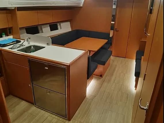 Bavaria C45 in Athens / Alimos Marina - Photo 3