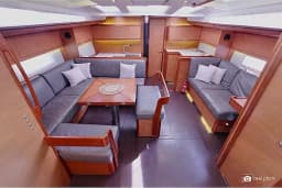 Dufour 520 Grand Large in Puntone / Marina di Scarlino thumbnail 2