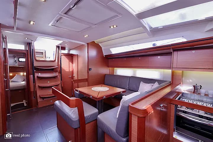 Dufour 520 Grand Large in Puntone / Marina di Scarlino - Photo 4