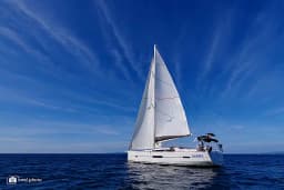 Dufour 520 Grand Large in Puntone / Marina di Scarlino thumbnail 8