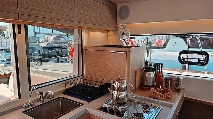 Lagoon 40 in Marmaris / Albatros Marina - Photo 4