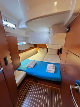 Bavaria Cruiser 51 in Athens / Alimos Marina thumbnail 13