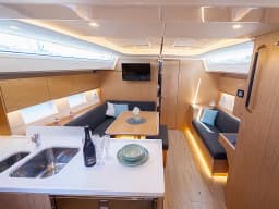 Bavaria C45 Style in Pula / Tehnomont Marina Veruda thumbnail 15