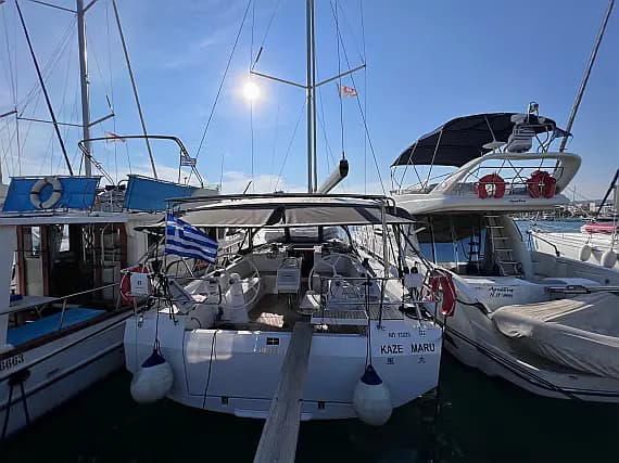 Bavaria C42 in Volos / Port of Volos - Photo 1