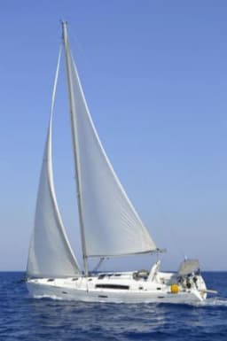 Oceanis 50 Family in Athens / Alimos Marina thumbnail 11