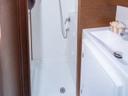 Lagoon 42 in Pula / Tehnomont Marina Veruda thumbnail 28