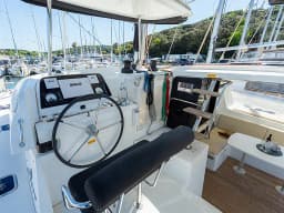 Lagoon 42 in Pula / Tehnomont Marina Veruda thumbnail 29