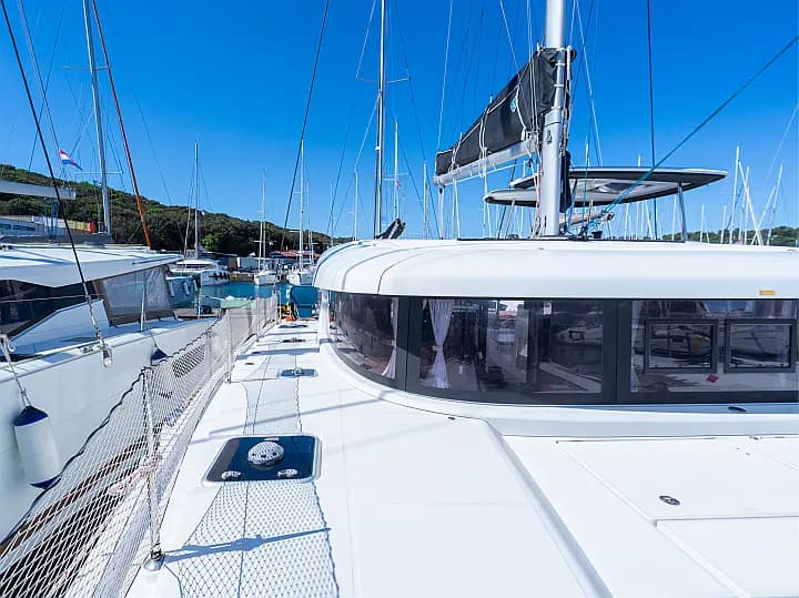 Lagoon 42 in Pula / Tehnomont Marina Veruda - Photo 1