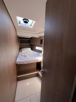 Oceanis 47 in Athens / Alimos Marina thumbnail 9