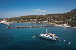 Eleuthera 60 in Aegina / Port of Aegina thumbnail 13