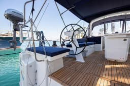 Oceanis 46.1 in Sicily / Capo d'Orlando Marina thumbnail 13