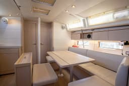 Oceanis 46.1 in Sicily / Capo d'Orlando Marina thumbnail 27