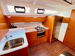 Bavaria Cruiser 46 Style in Lefkada / D-Marin Marina Lefkas thumbnail 5