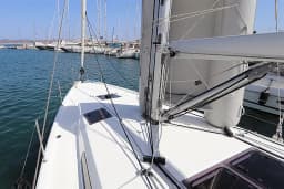 Sun Odyssey 410 in Lavrion Main Port thumbnail 8