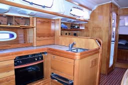 Bavaria Cruiser 50 in La Spezia / Porto Mirabello thumbnail 11