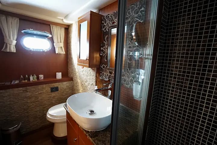 Gulet in Bodrum Marina - Photo 4