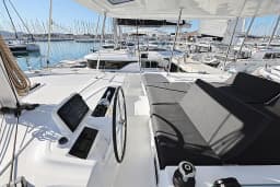 Lagoon 46 in Sukošan / D-Marin Dalmacija Marina thumbnail 20