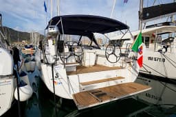 Oceanis 40.1 in Salerno / Marina d'Arechi thumbnail 31